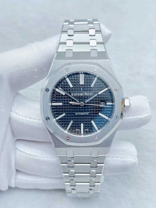 Audemars Piguet Royal Oak Selfwinding 15400st.oo.1220st.01