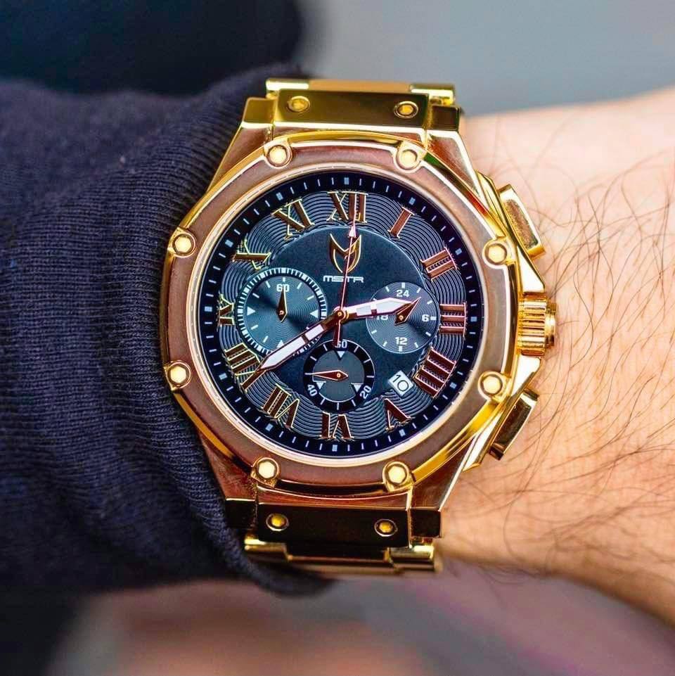 men watch
